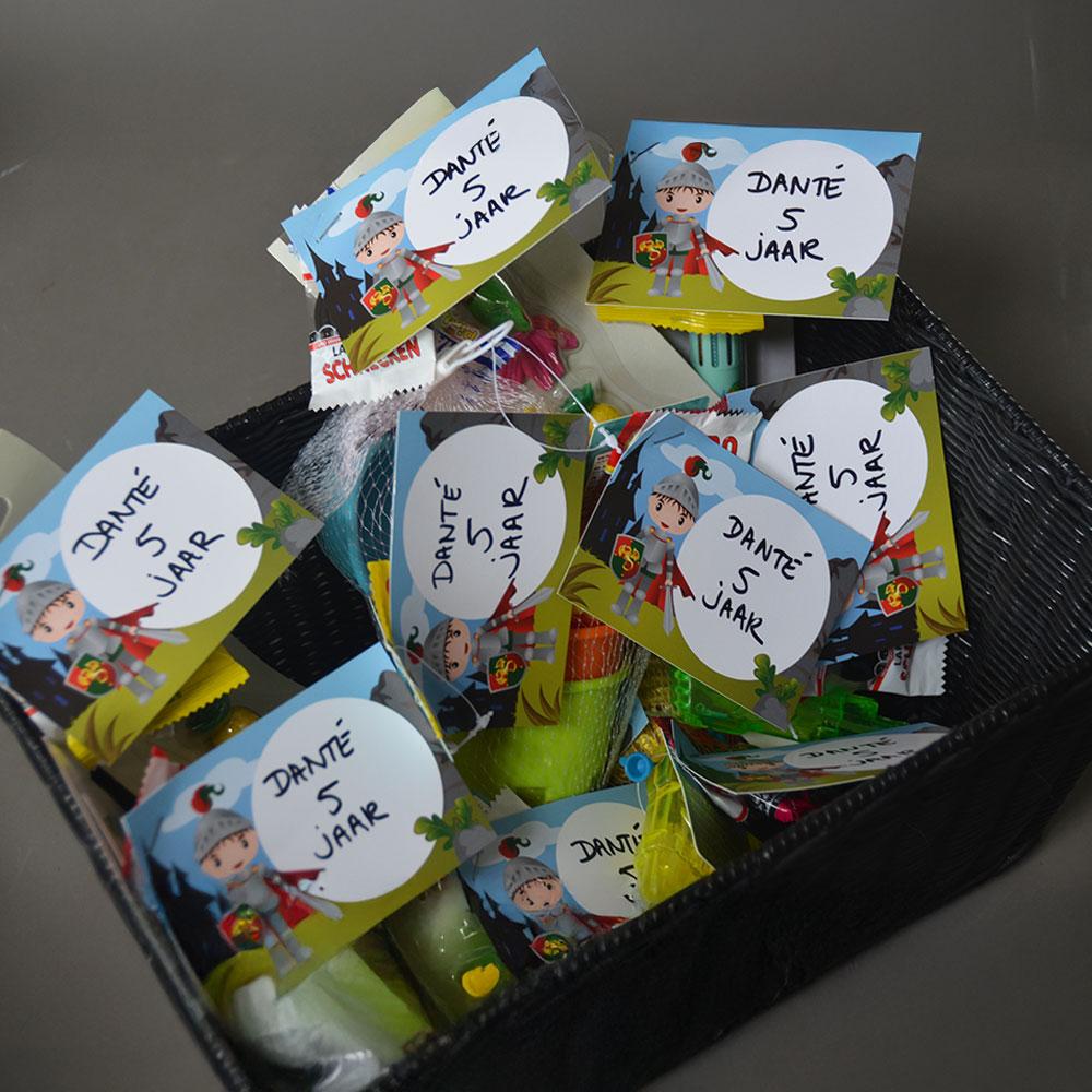 Traktaties met ridder traktatiekaartjes